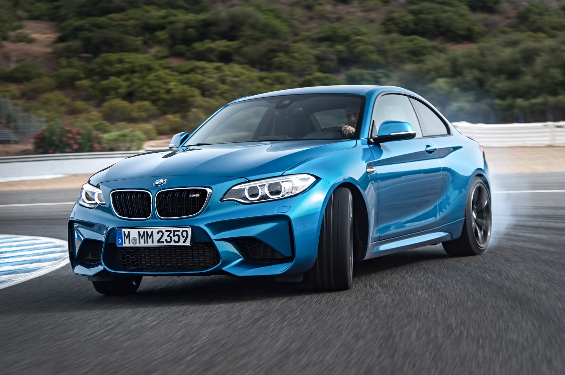 BMW M2 Debuts with Flared Bodywork, 365 HP, and a Drift Mode