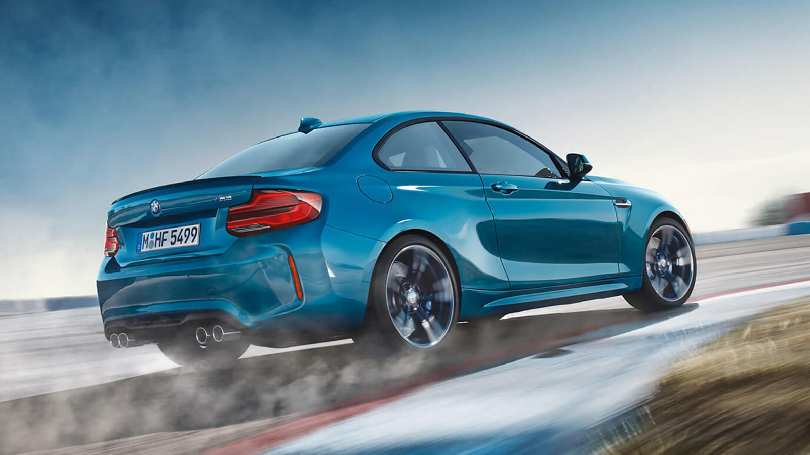 BMW M2 Exterior Photo