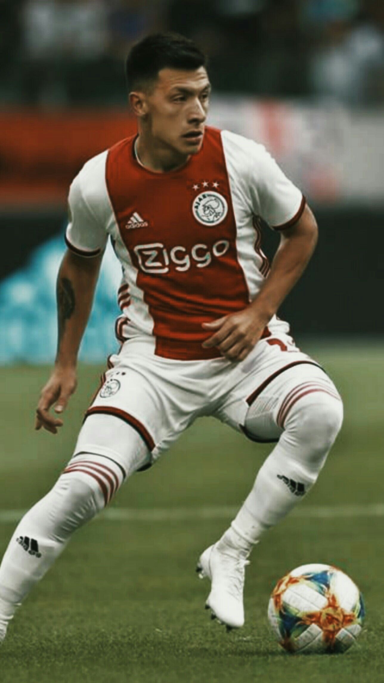 Lisandro Martínez. Voetbal, Amsterdam
