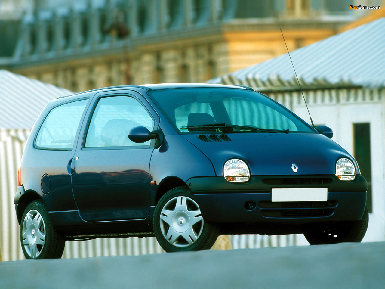 Renault Twingo 1998–2007 wallpaper (1280x960)