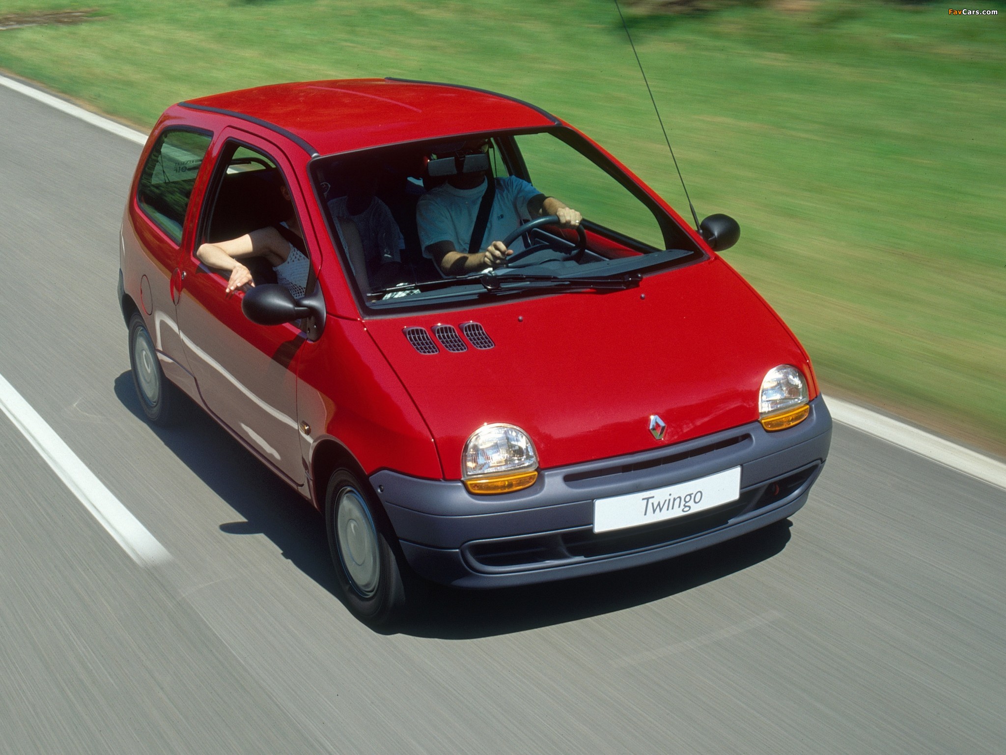Renault Twingo 1992–98 wallpaper (2048x1536)