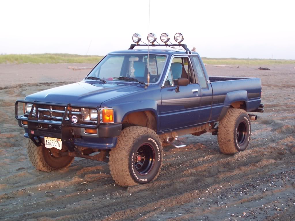 Free download Toyota 86 Pickup 15168 HD Wallpaper in Cars Imagecicom [1024x768] for your Desktop, Mobile & Tablet. Explore Toyota Pickup Wallpaper. Toyota Pickup Wallpaper, Pickup Wallpaper, Ford Pickup Wallpaper