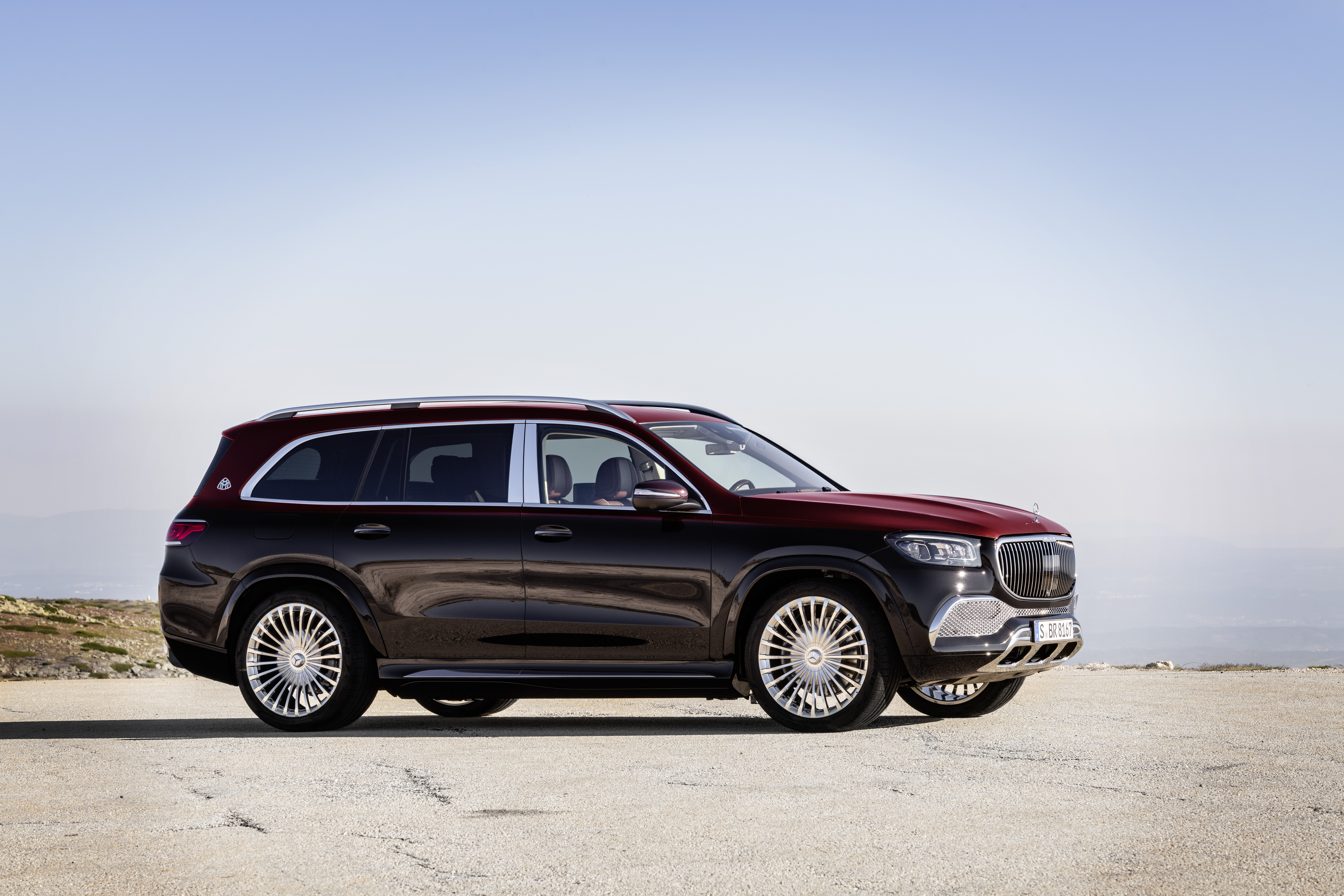 Vehicles Mercedes Maybach GLS 600 8k Ultra HD Wallpaper