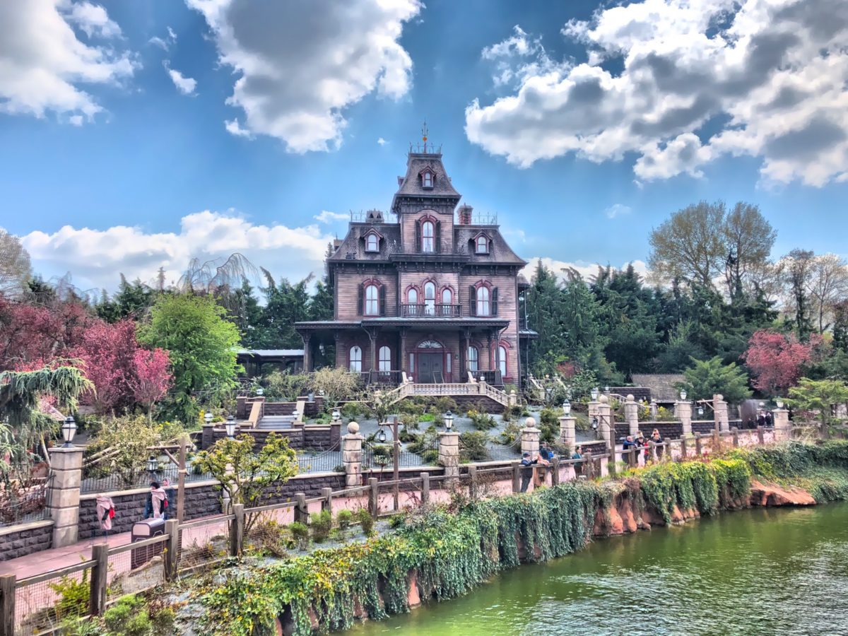 WATCH: Disneyland Paris Releases Detailed Documentary of the History, Design and Legend of the Phantom Manor News Today