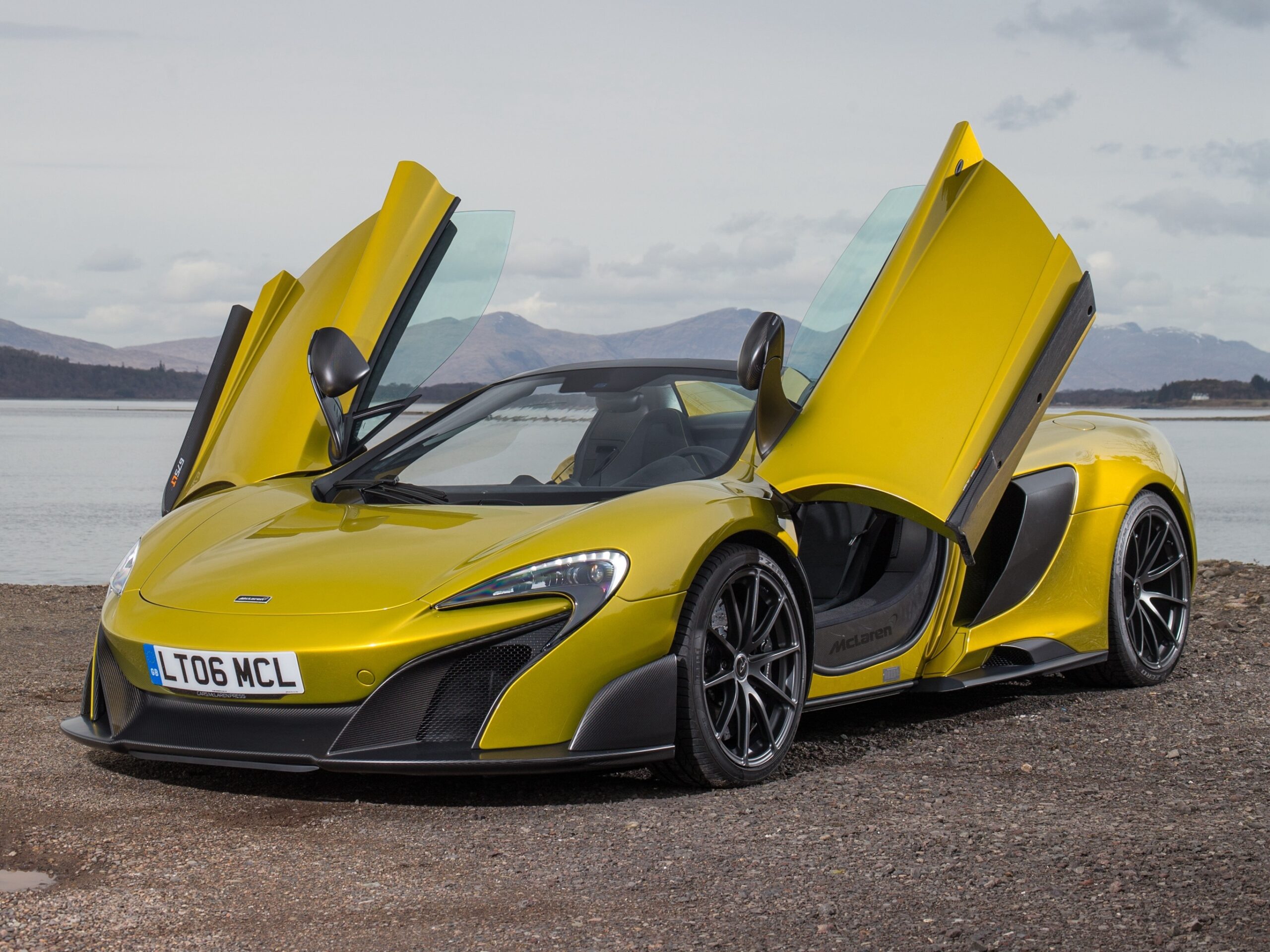 McLaren 675LT Spider Wallpaper