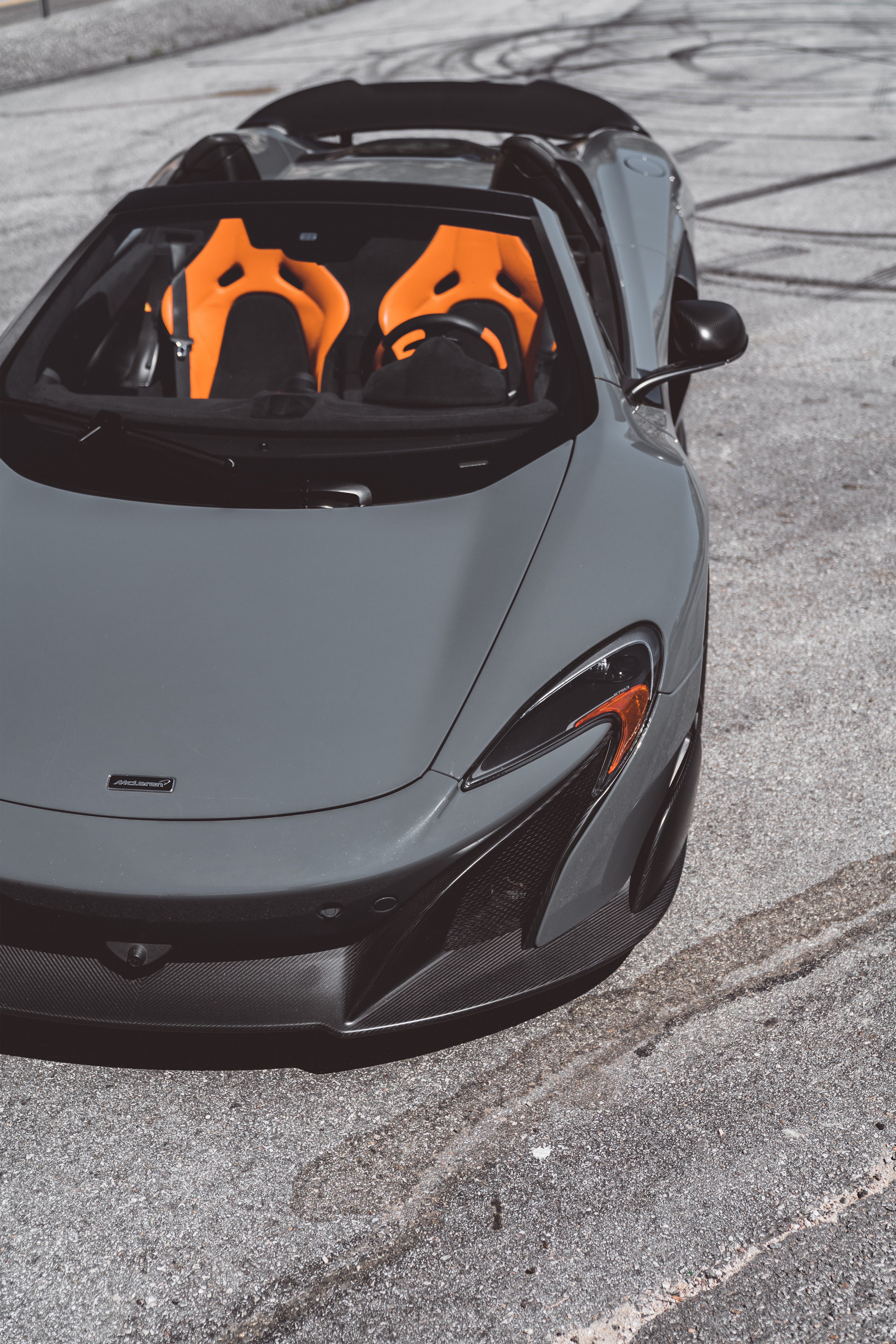 McLaren 675LT Phone Wallpaper [OC][3978x5964]