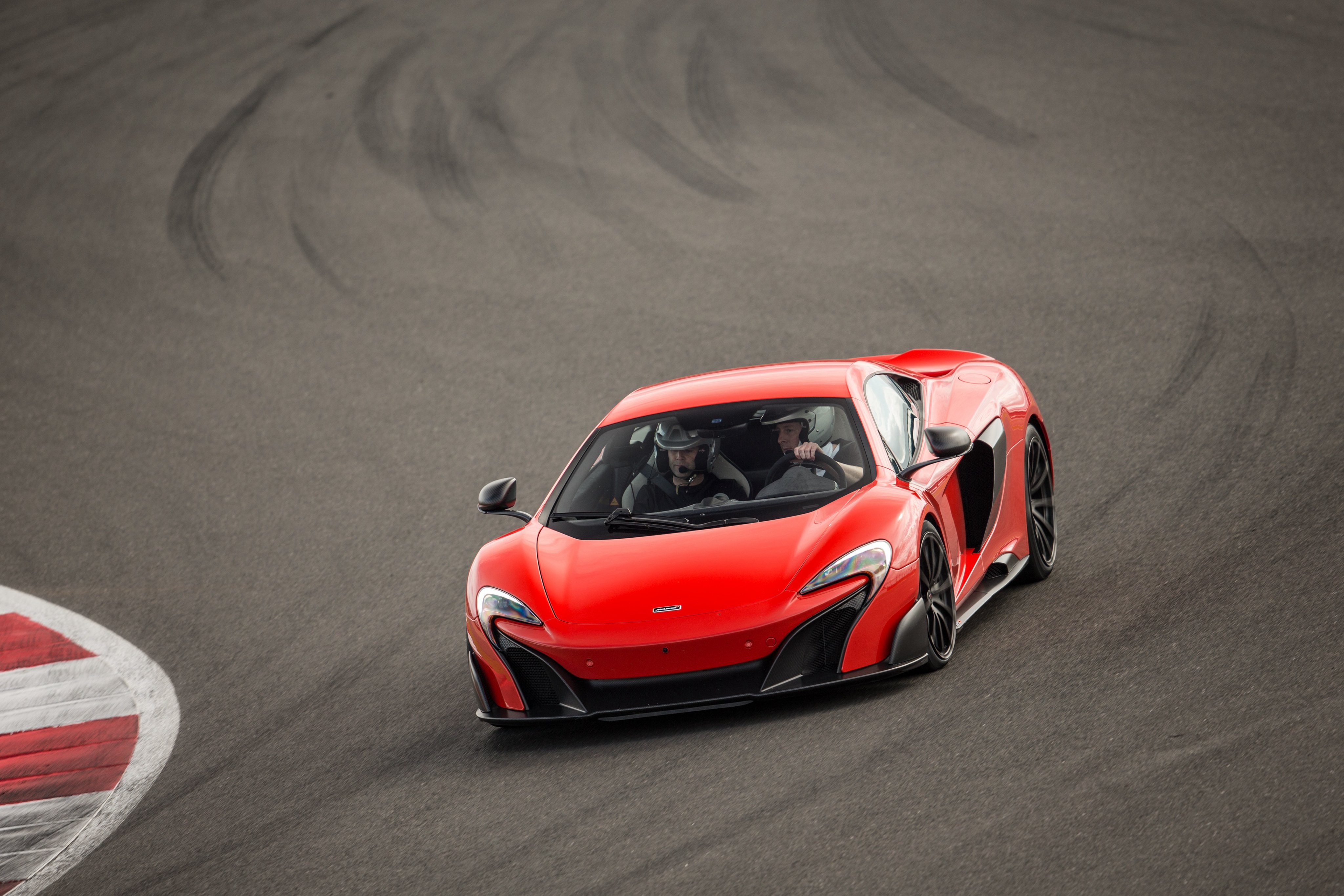 McLaren 675LT US Spec Supercar Wallpaperx2731