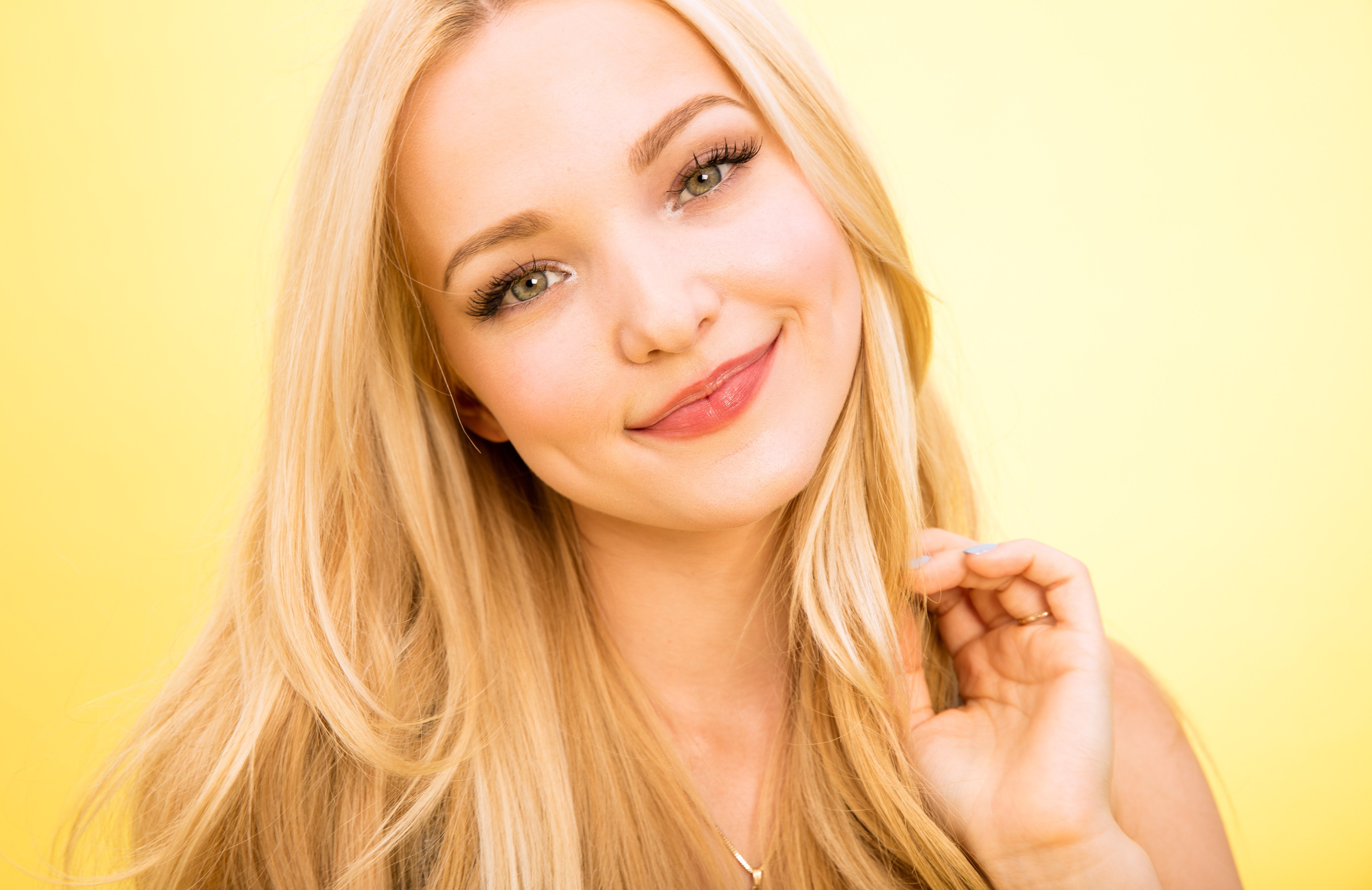 4K Dove Cameron Wallpaper and Background Image