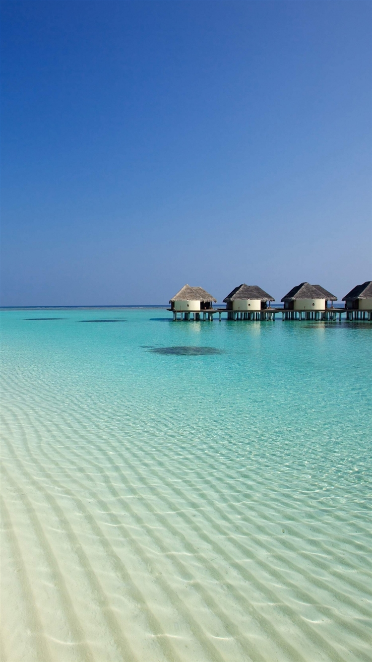 The beach ocean vacation house iPhone 8 Wallpaper Free Download