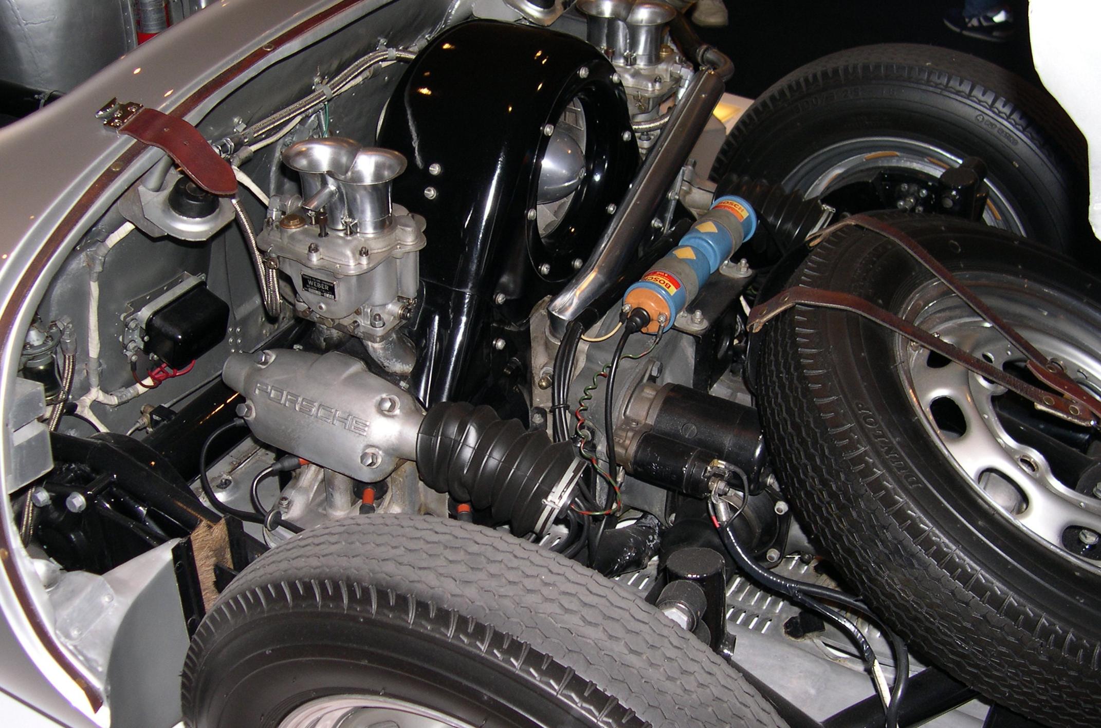 Porsche Type 550 Spyder. Porsche 550, Porsche, Voiture vintage