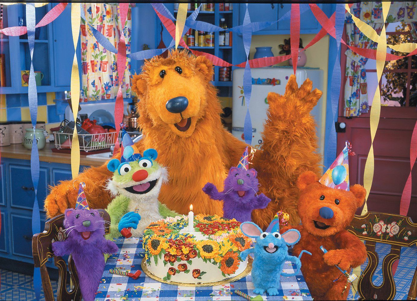 This Is What the Man Who Played Bear in the Big Blue House Looks Like Today Noel MacNeal, the Man Behind Bear In the Big Blue House