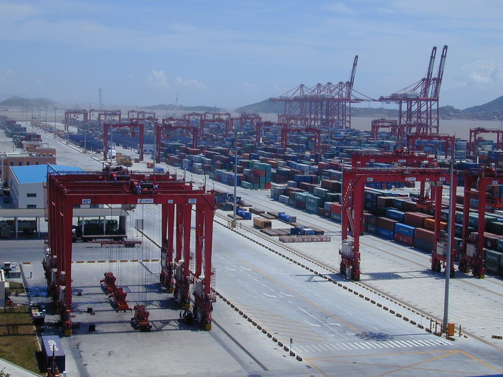 Shanghai at the top of the ranking. The Chinese govern the global container ports market
