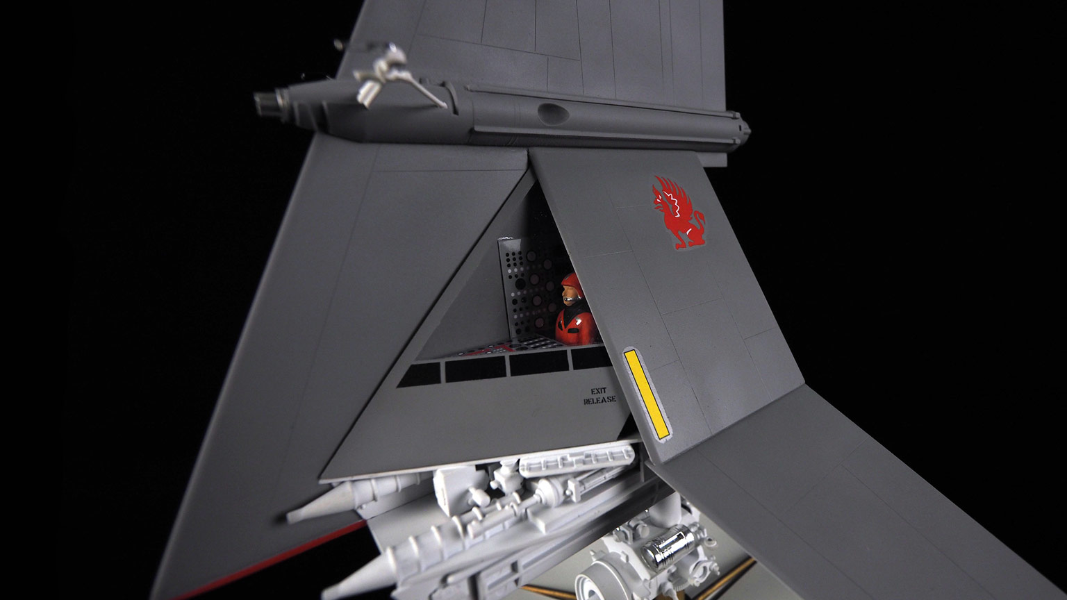 Most Impressive Fans: Jason Eaton's Star Wars Model Magic