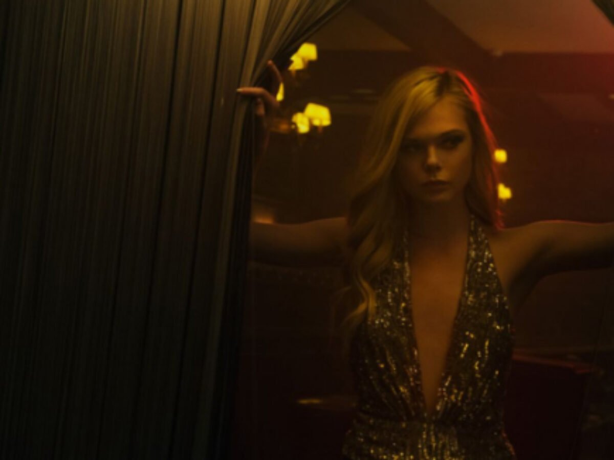 Sinister New Image For Nicolas Winding Refn's The Neon Demon Emerge Got This Covered