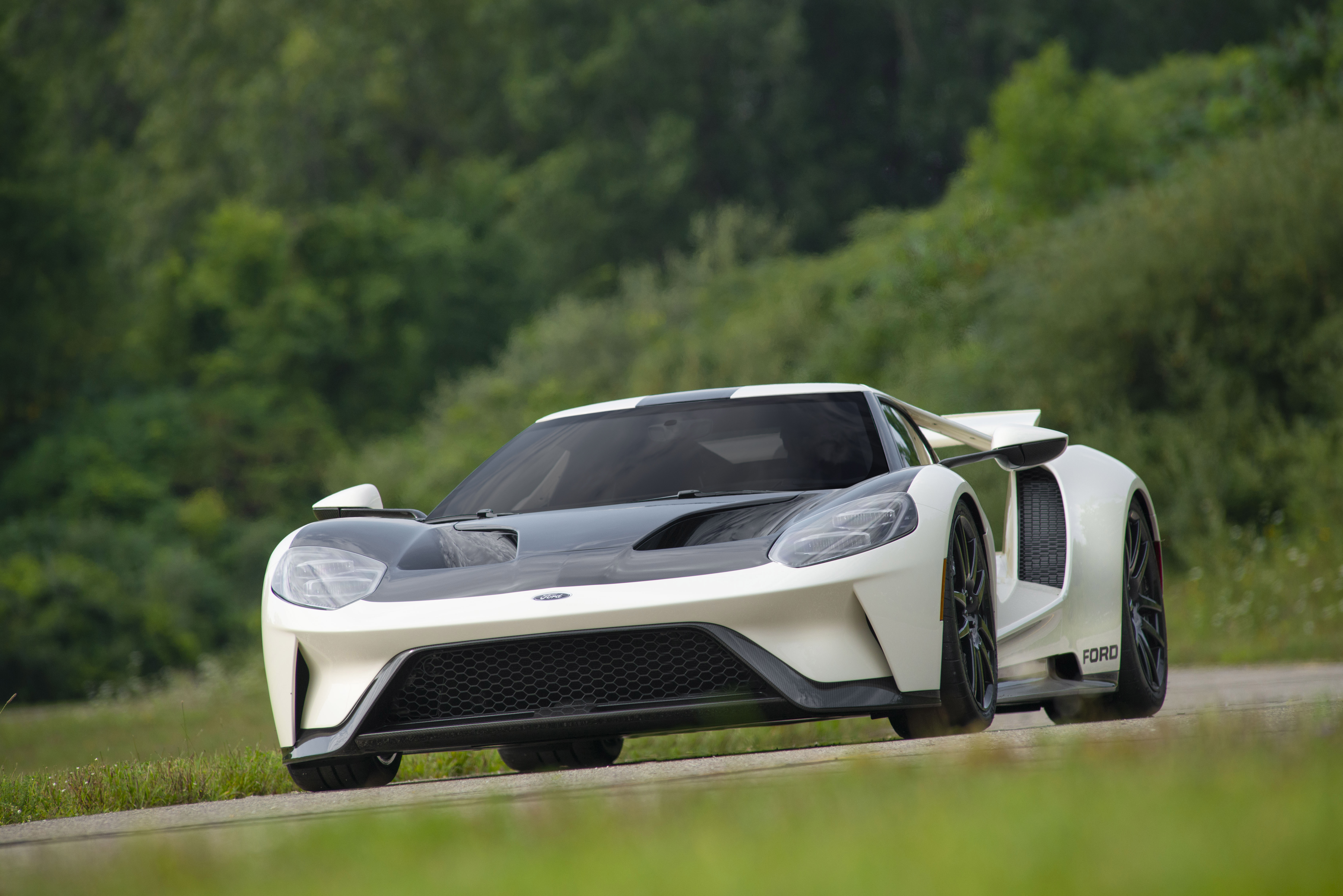 2022 White Ford GT '64 Heritage Edition