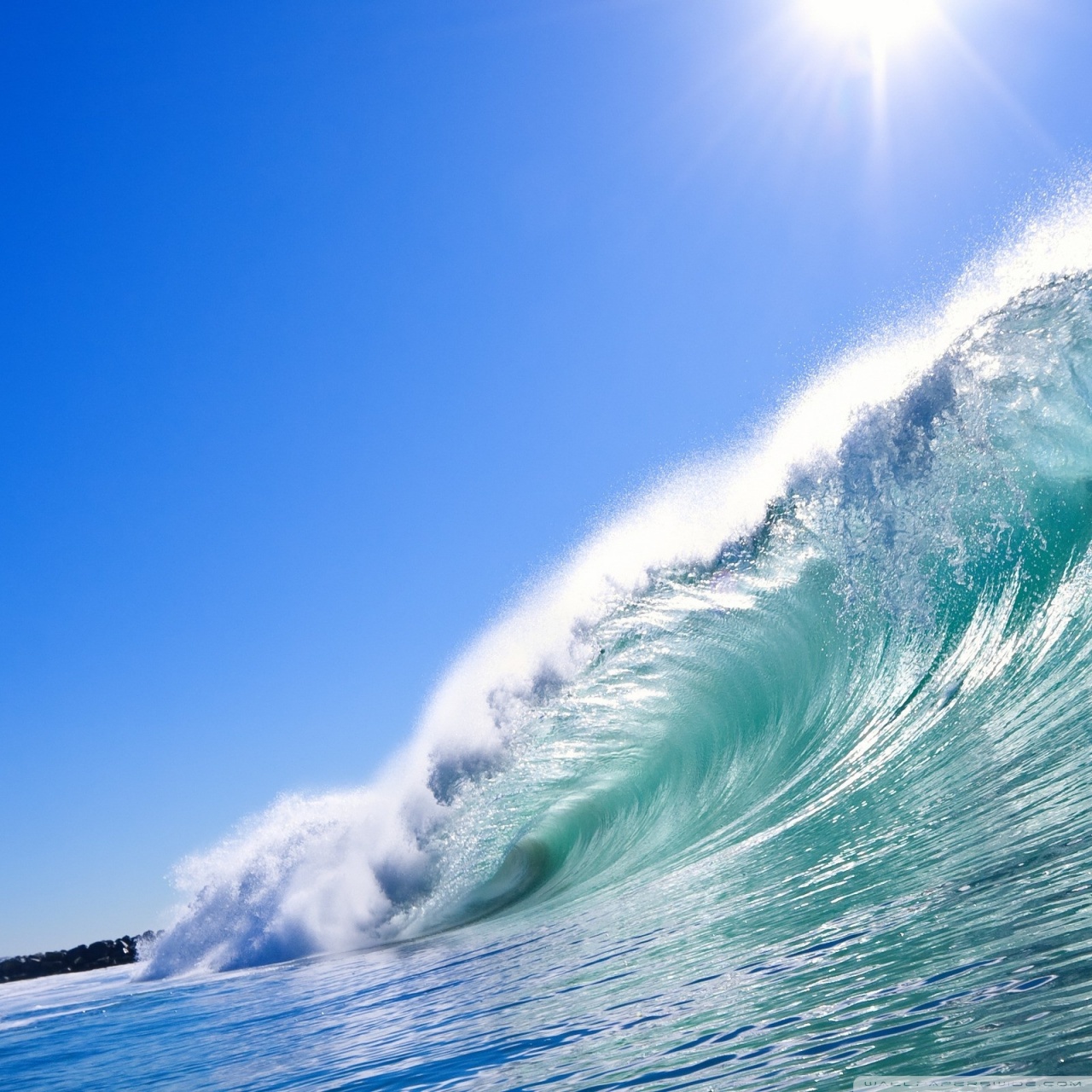 Wave Ultra HD Desktop Background Wallpaper for 4K UHD TV, Multi Display, Dual Monitor, Tablet