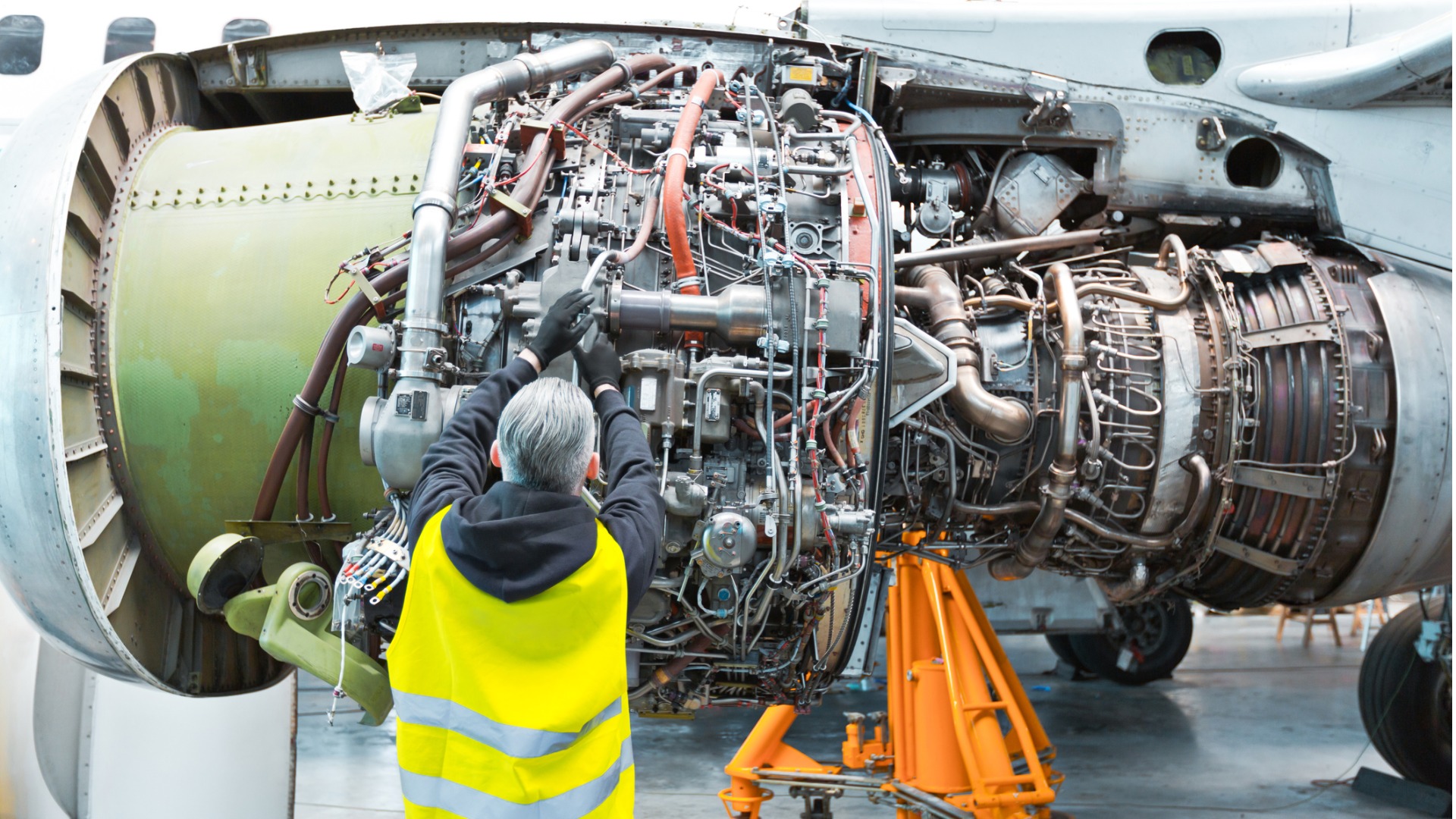 How COVID 19 Accelerated The Aircraft Mechanic Shortage