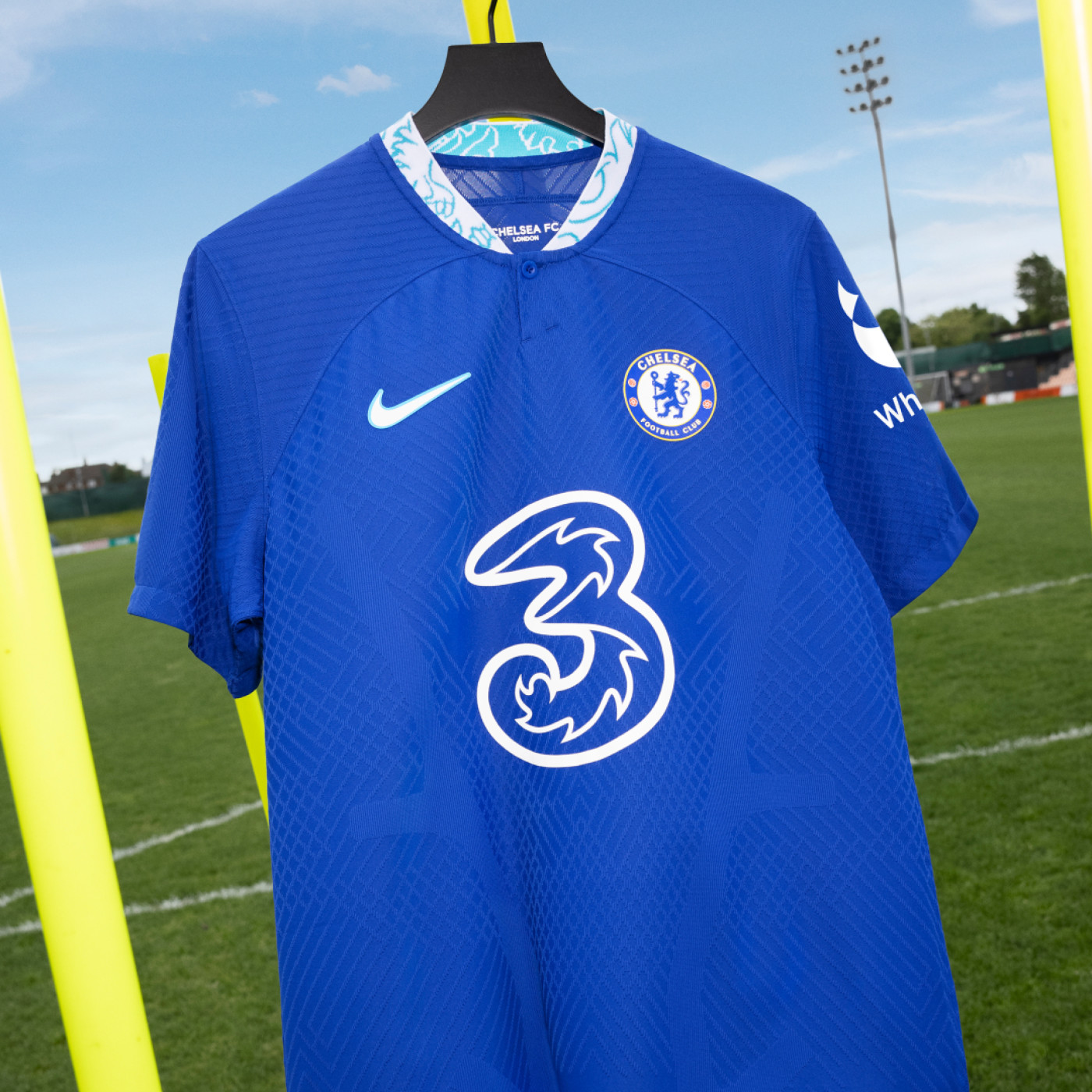 Chelsea roar back to the 1950s with their new 2022-23 home kit