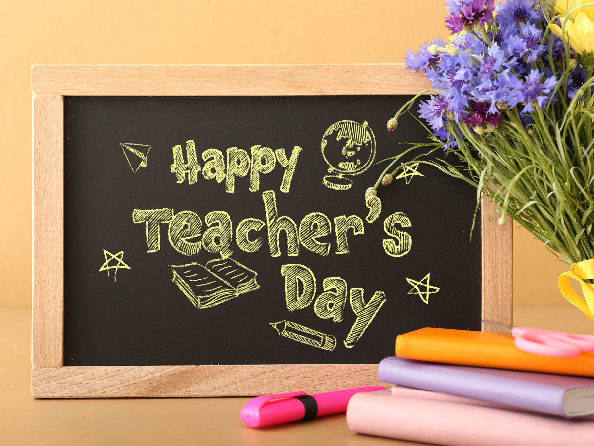 Teachers Day Wishes & Messages. Happy Teachers Day 2022: Wishes, Image, Quotes, Status, Photo, SMS, Messages, Wallpaper, Pics and Greetings