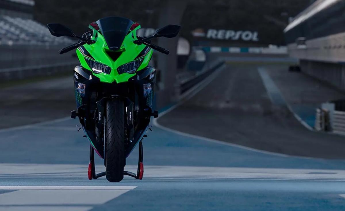 Kawasaki Preparing To Launch ZX 4R And Two Entry Level