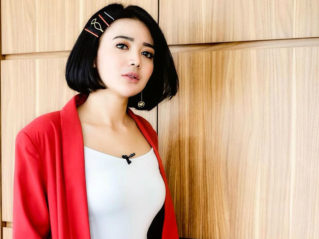 Foto%3A 5 Pose Cantik Wika Salim