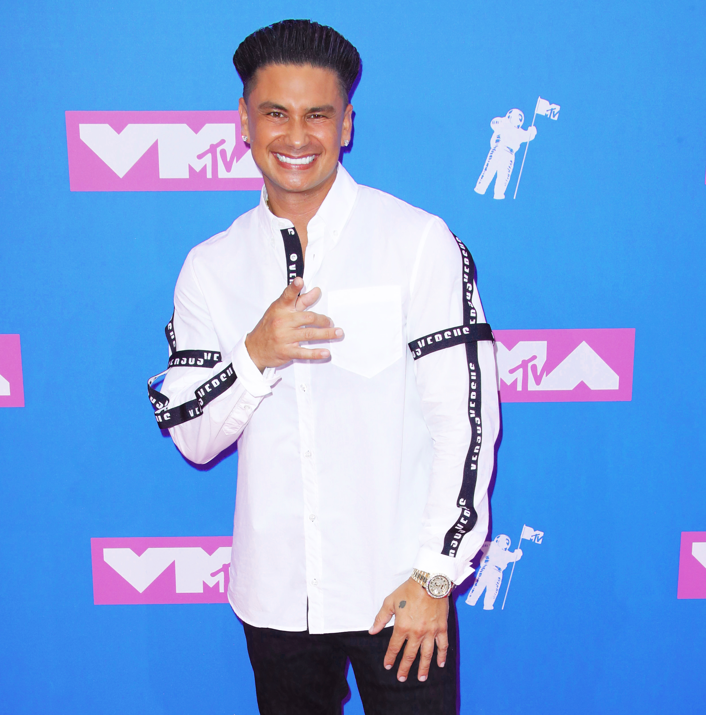 Jersey Shore's Pauly D Is Unrecognizable With 'Quarantine Beard'