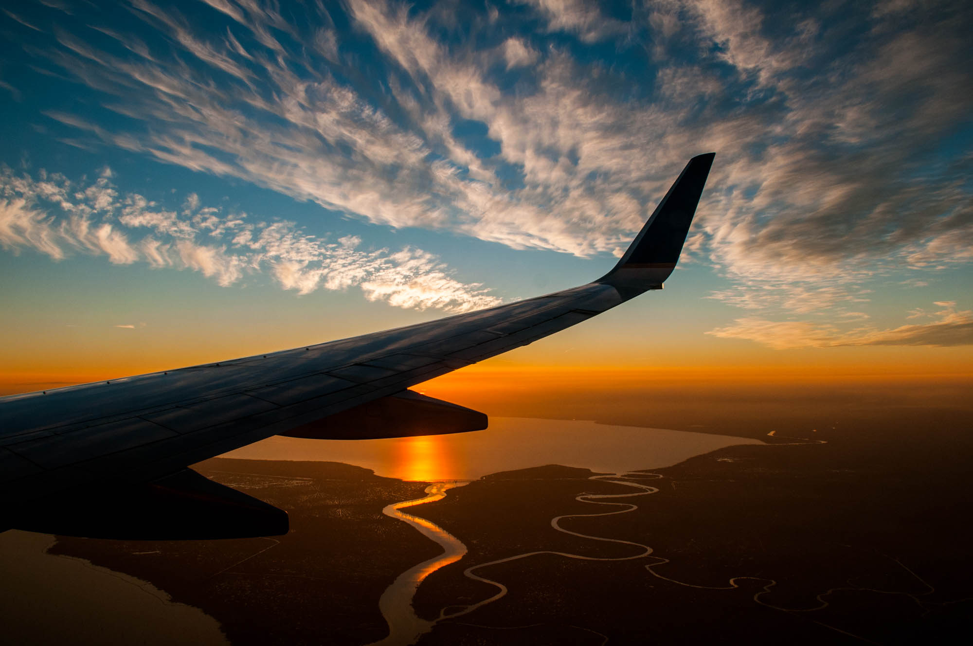 The Window Seat: 36 Tips for Taking Amazing Photo from Airplane Windows. B&H eXplora