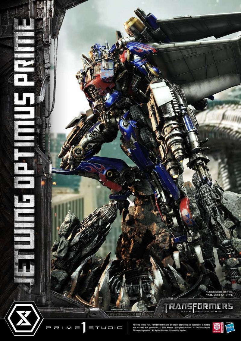 Jetwing Optimus Prime: Transformers Dark of the Moon Statue (Bonus)