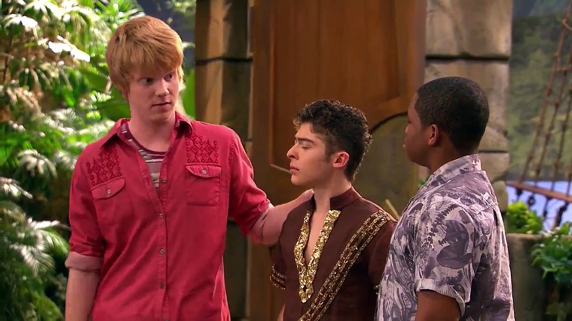 Pair Of Kings S03 E4 Fatal Distraction