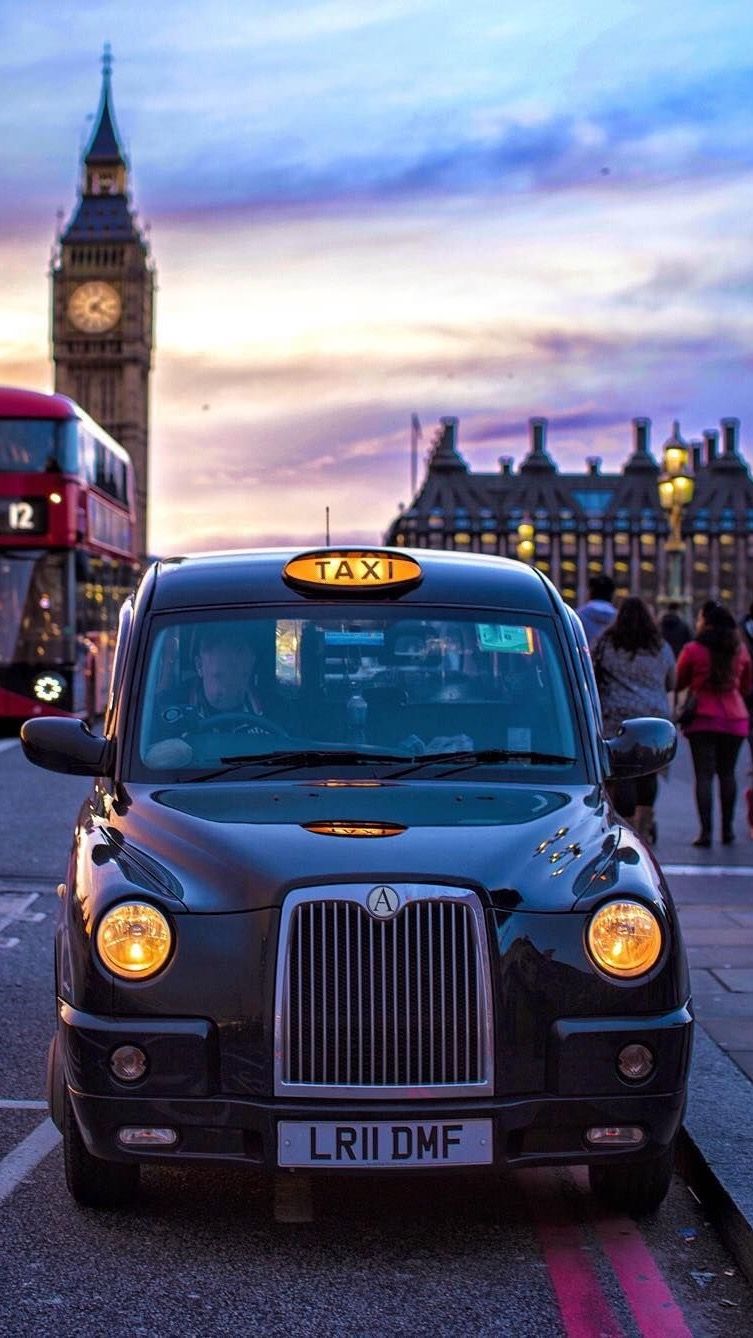 9:16 Phone. London travel, London photography, Visit london
