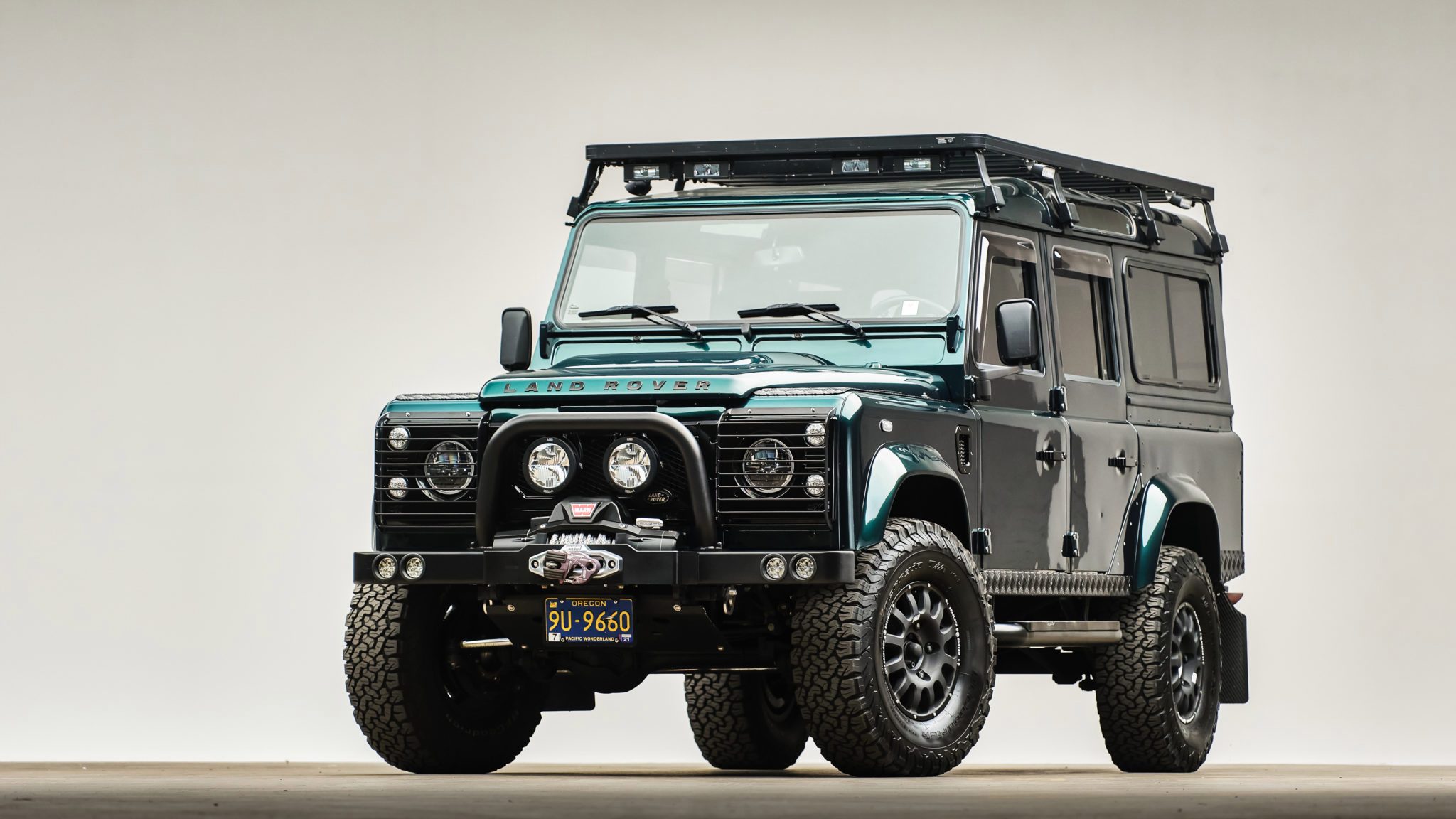 Land Rover Defender 110 HD Wallpaper and Background