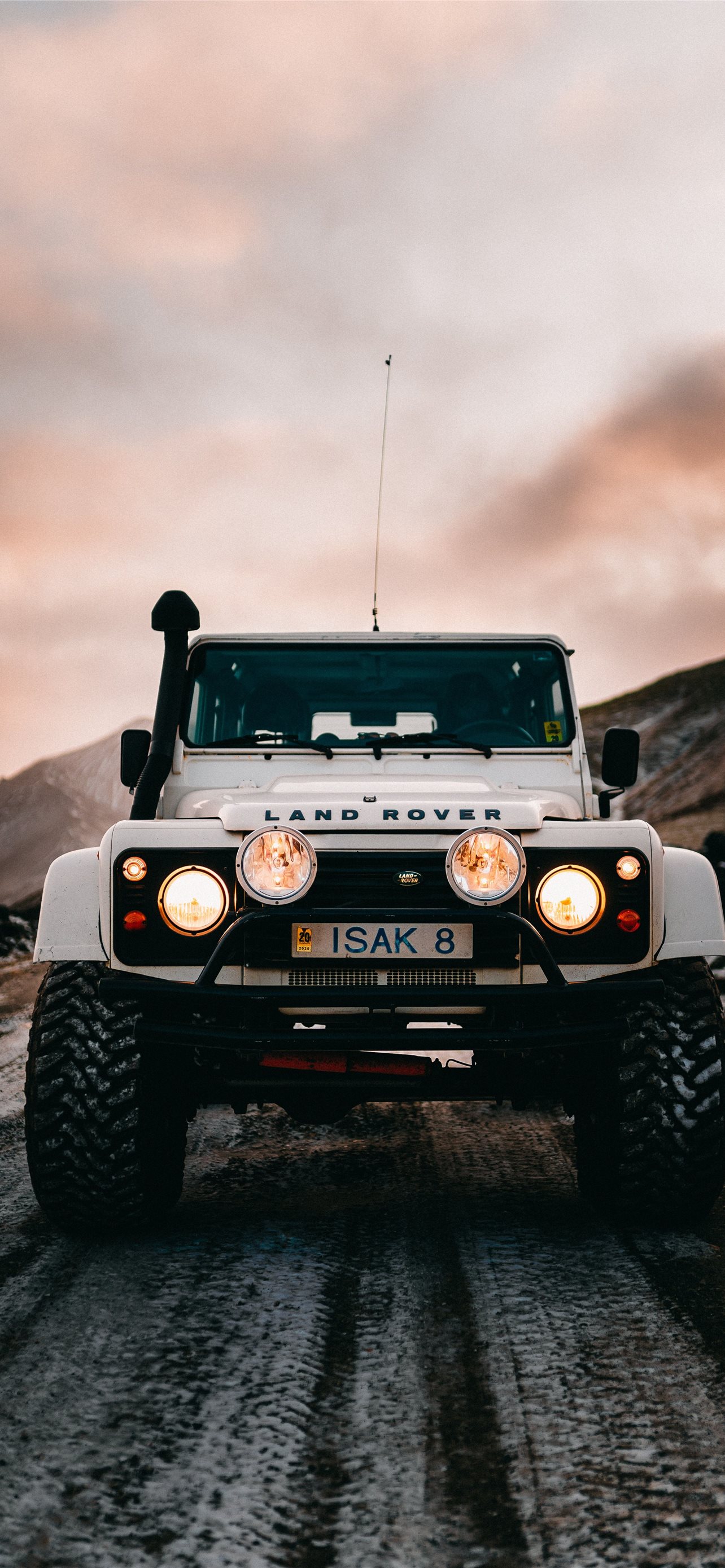 Best Land rover defender iPhone HD Wallpaper