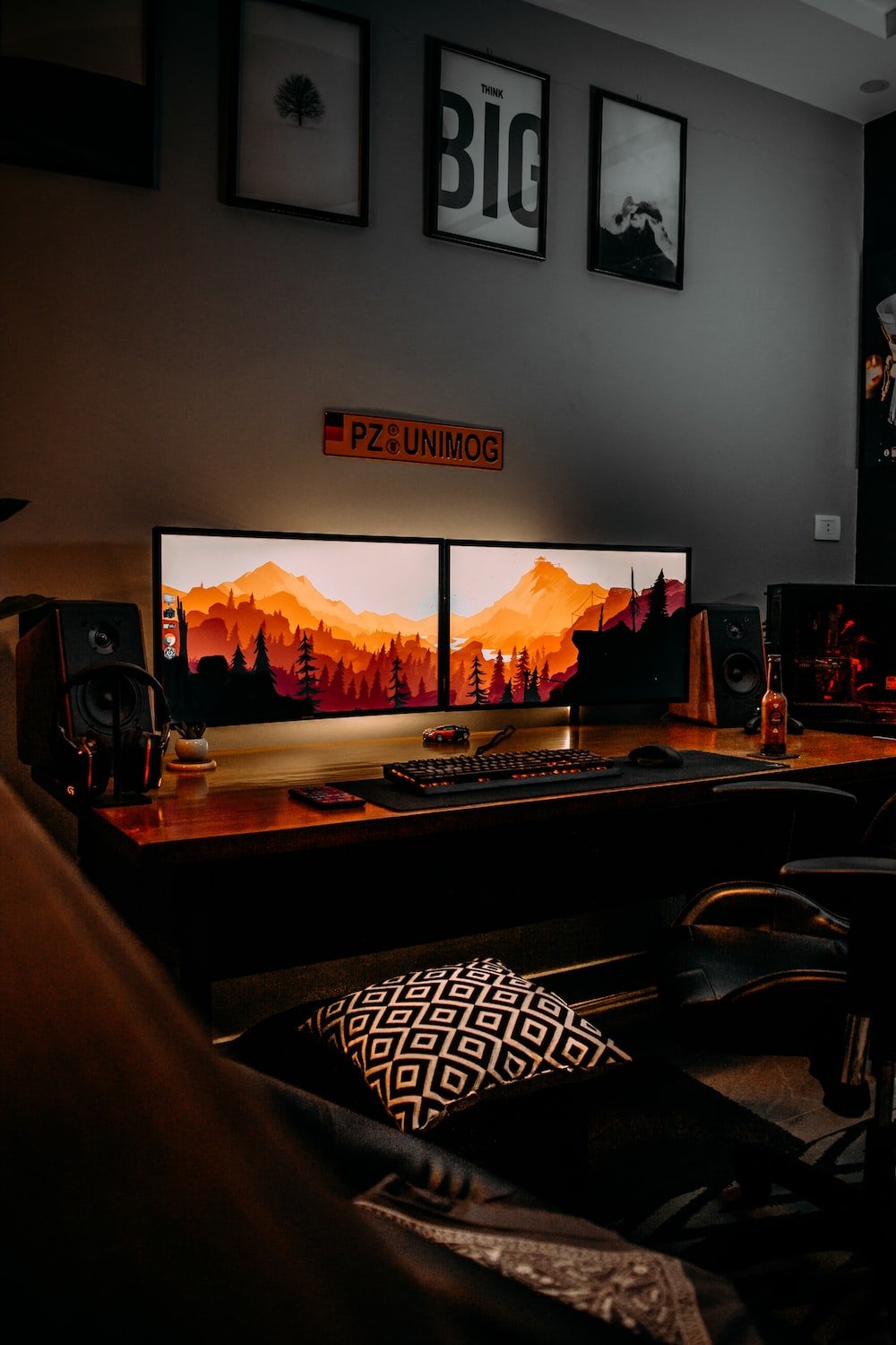 Gaming Room Picture. Download Free Image