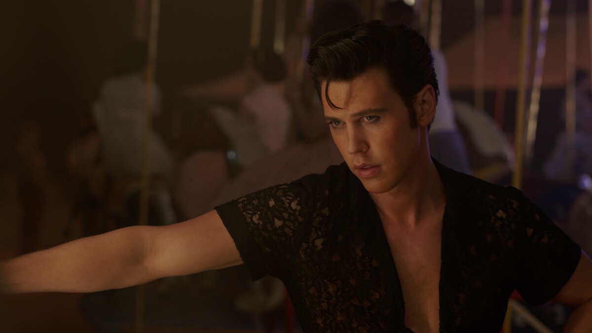 How 'Elvis' Re Creates Presley's Haunting 'Unchained Melody' Angeles Times