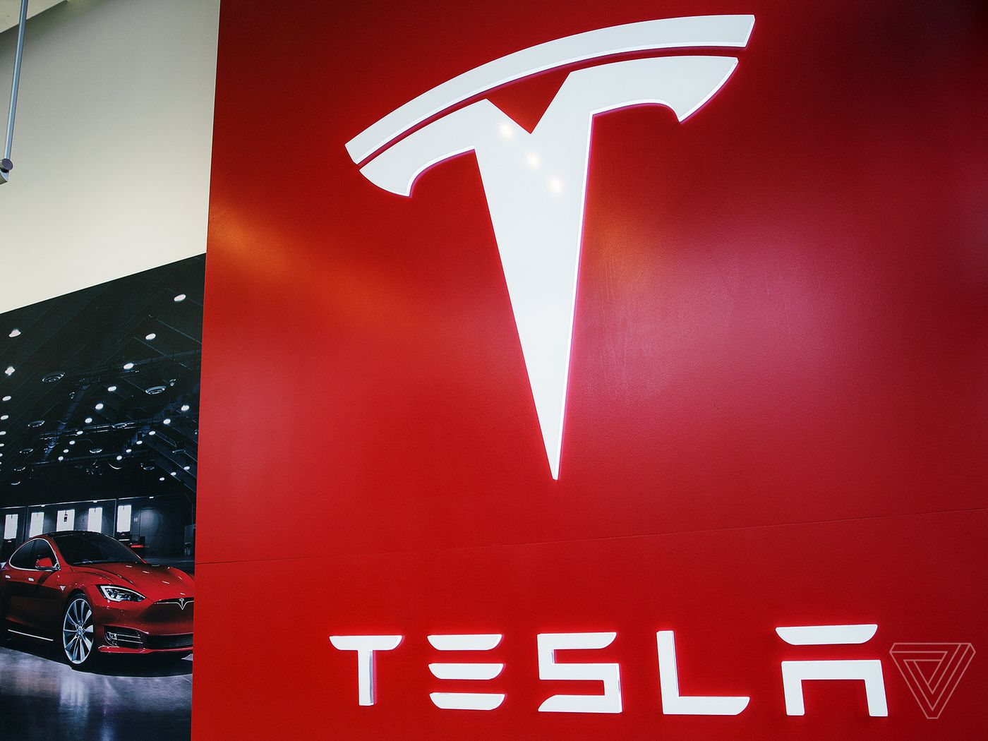 Tesla Motors changes company name to just Tesla