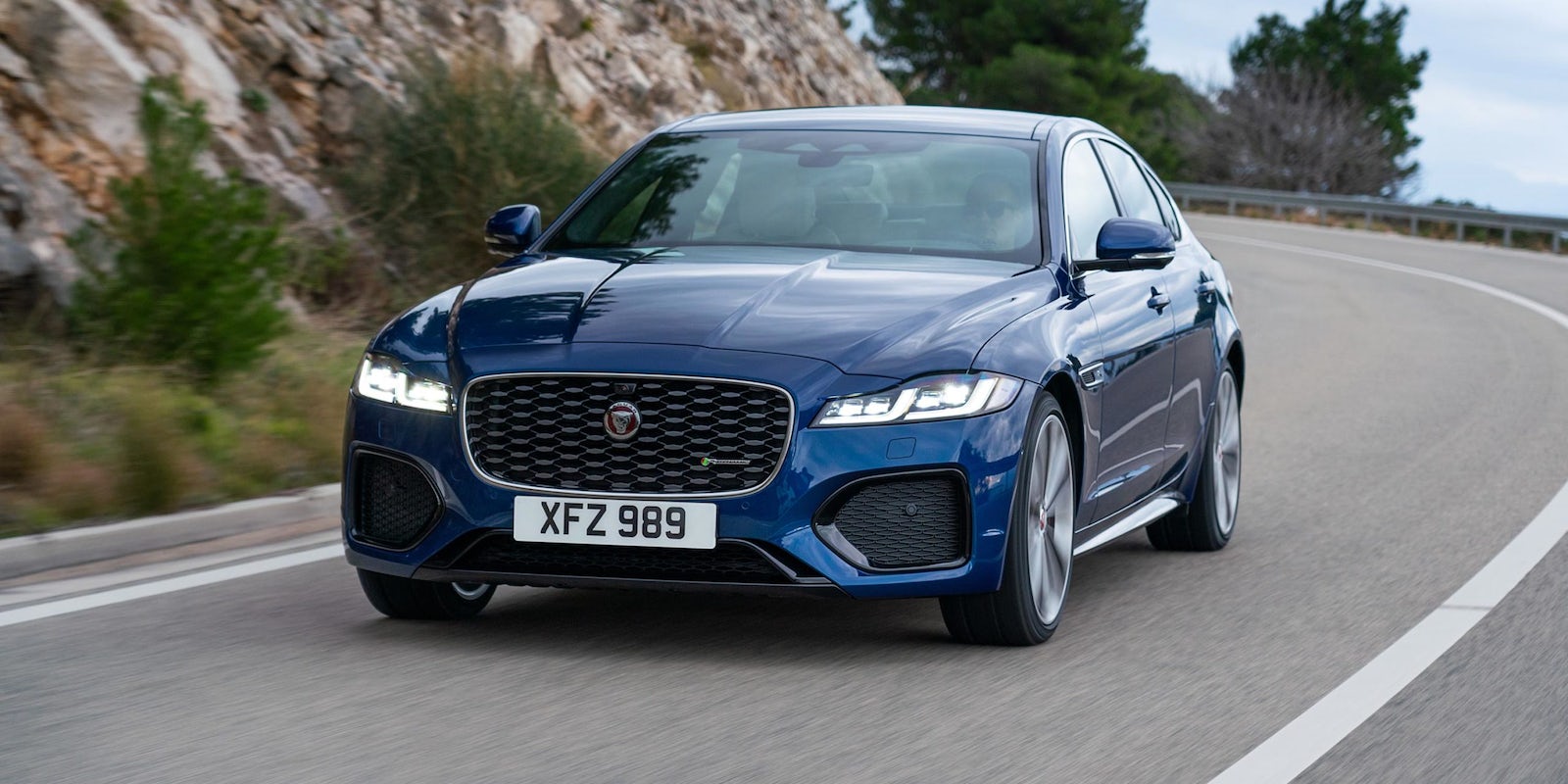Jaguar XF and XF Sportbrake revealed: price, specs and release date