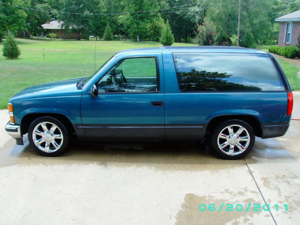 How About Some Pics Of 2WD 2DR Tahoe Yukons 1947 Chevrolet & GMC Truck Message Board Networ. Custom Chevy Trucks, Chevy Suv, Chevy Tahoe