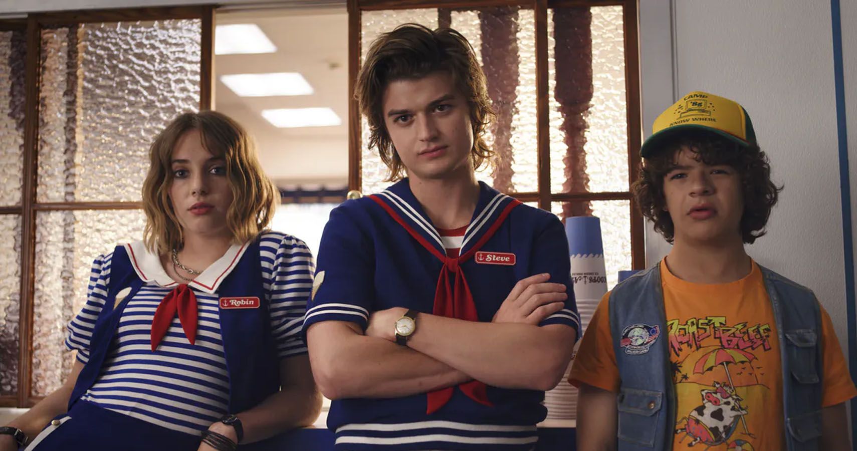 Stranger Things: 10 Things You Didn't Notice About The Scoop Troop