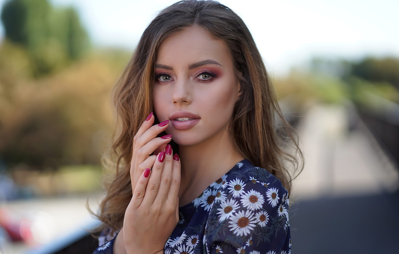 Wallpaper girl, Model, green eyes, photo, lips, brunette, portrait, mouth, red nails, lipstick, depth of field image for desktop, section девушки