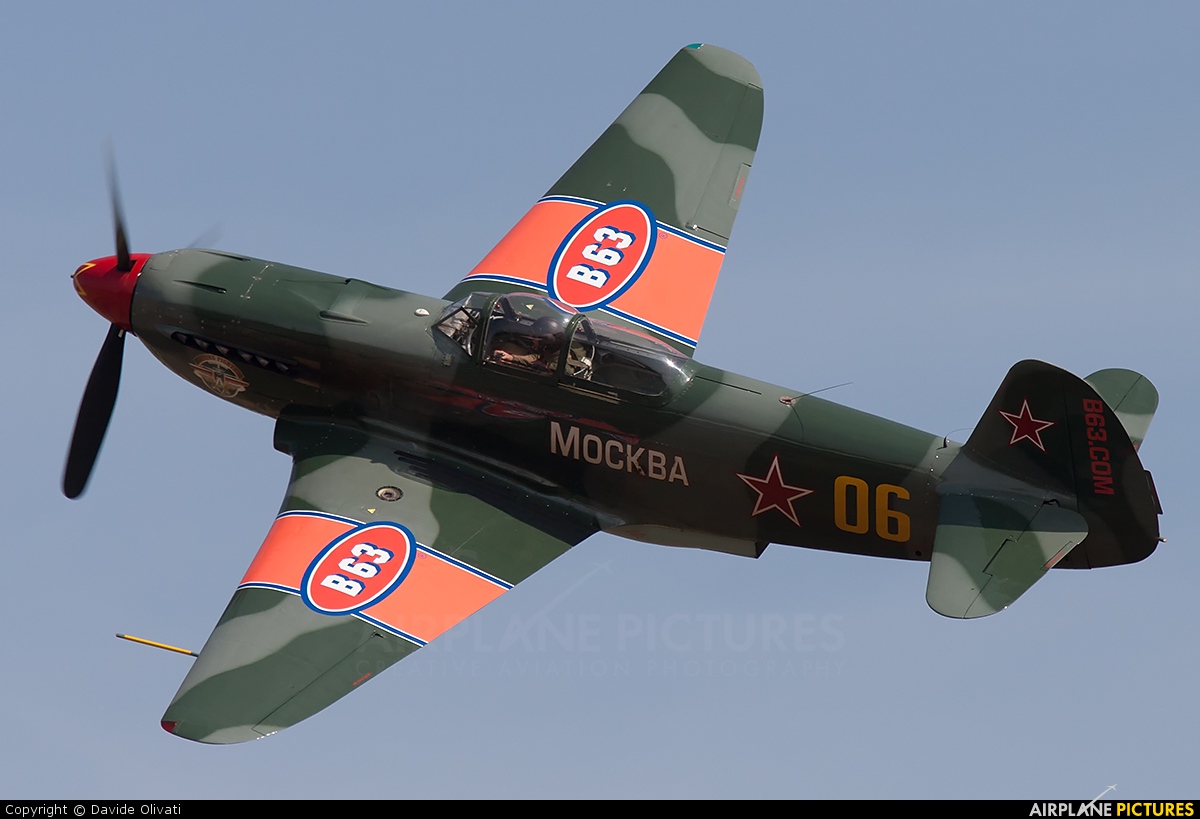 Yakovlev Yak 9 Photo