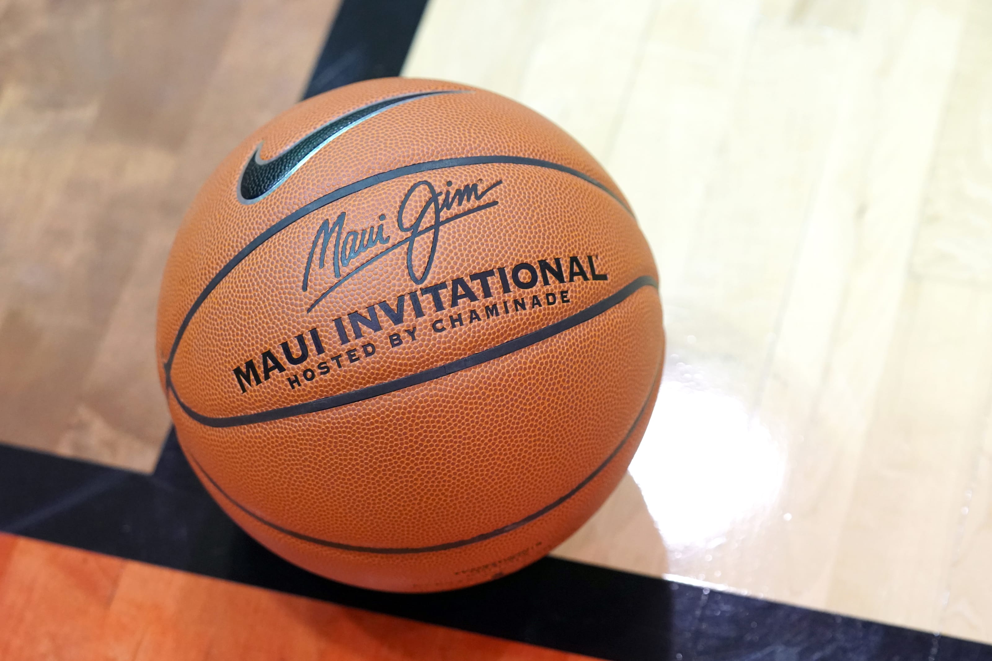 NCAA Basketball: Way Too Early Ranking Of 2022 Maui Invitational Field