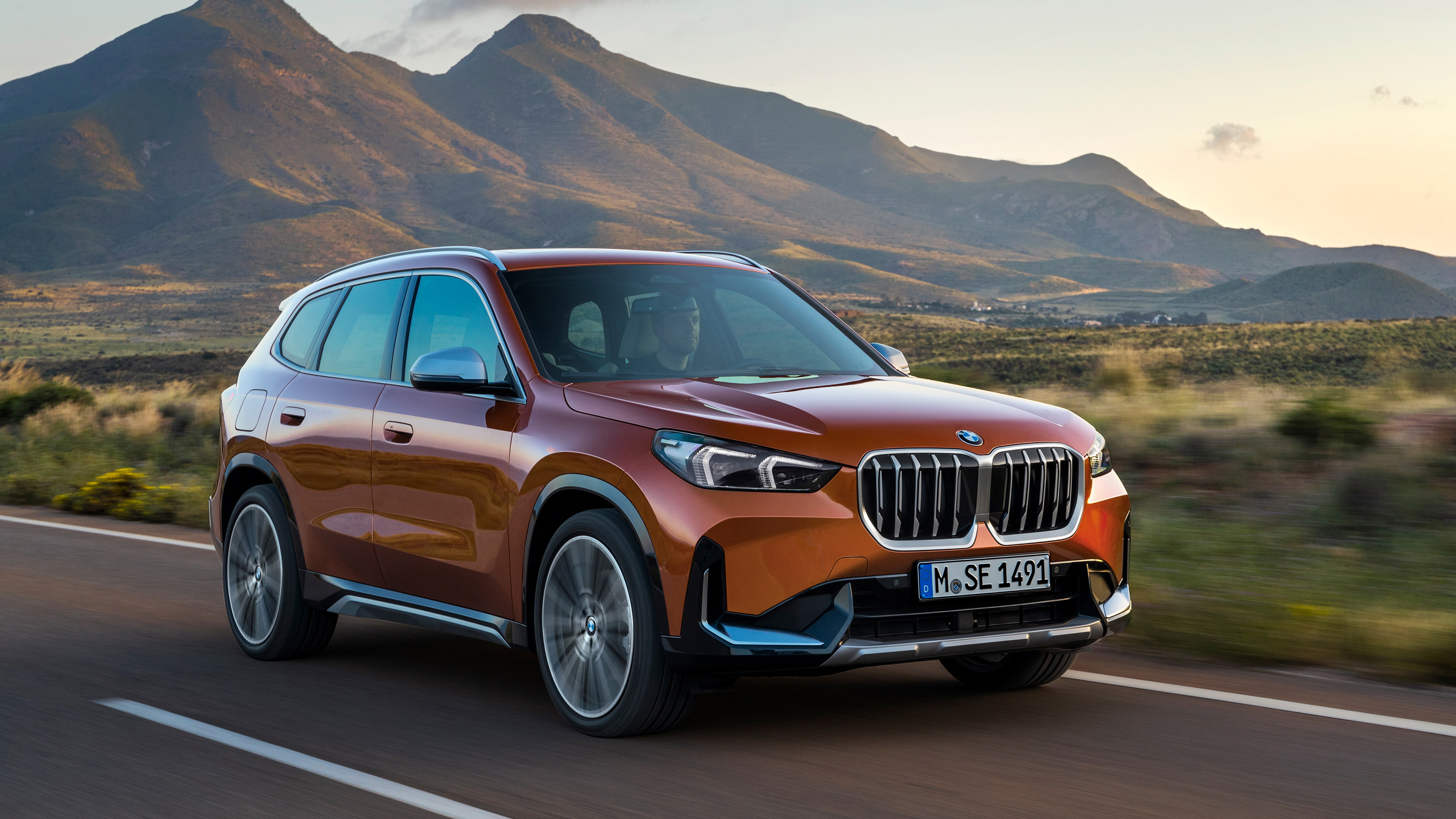 2023 BMW X1 Photo Gallery