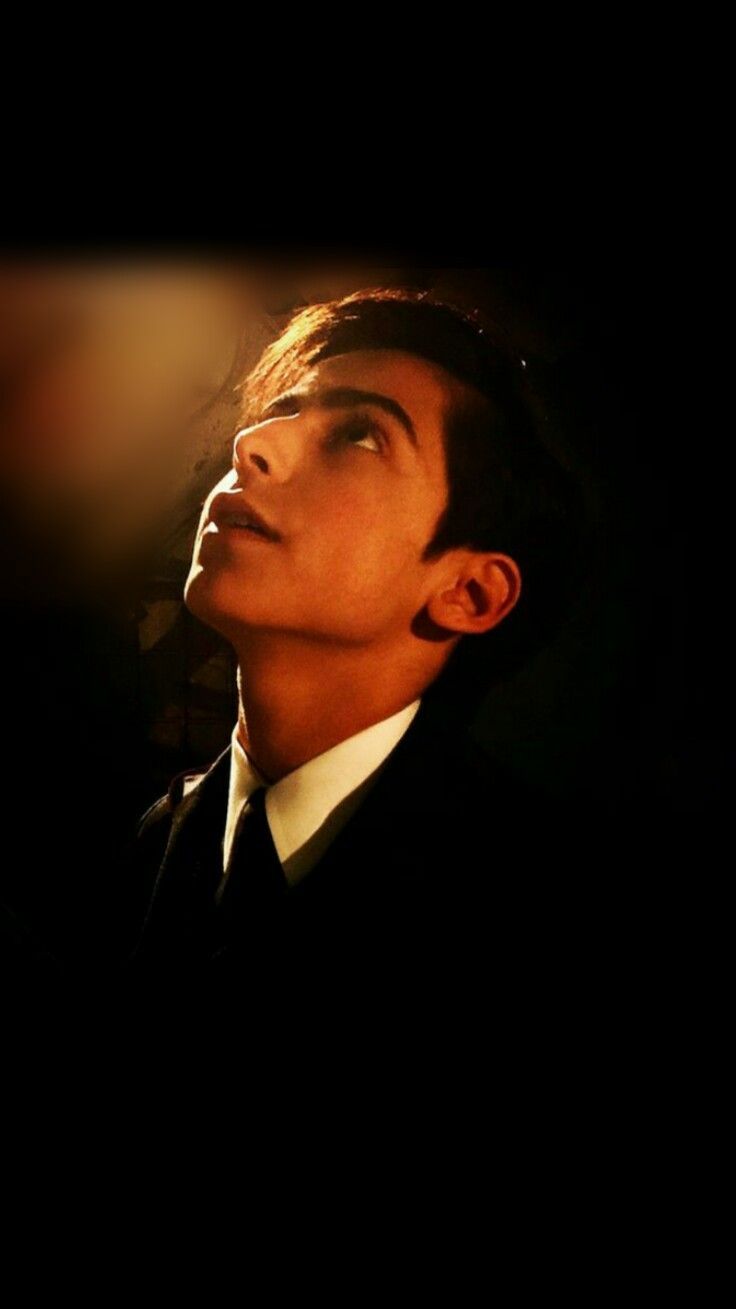 Number Five The Umbrella Academy Wallpaper Free Number Five The Umbrella Academy Background