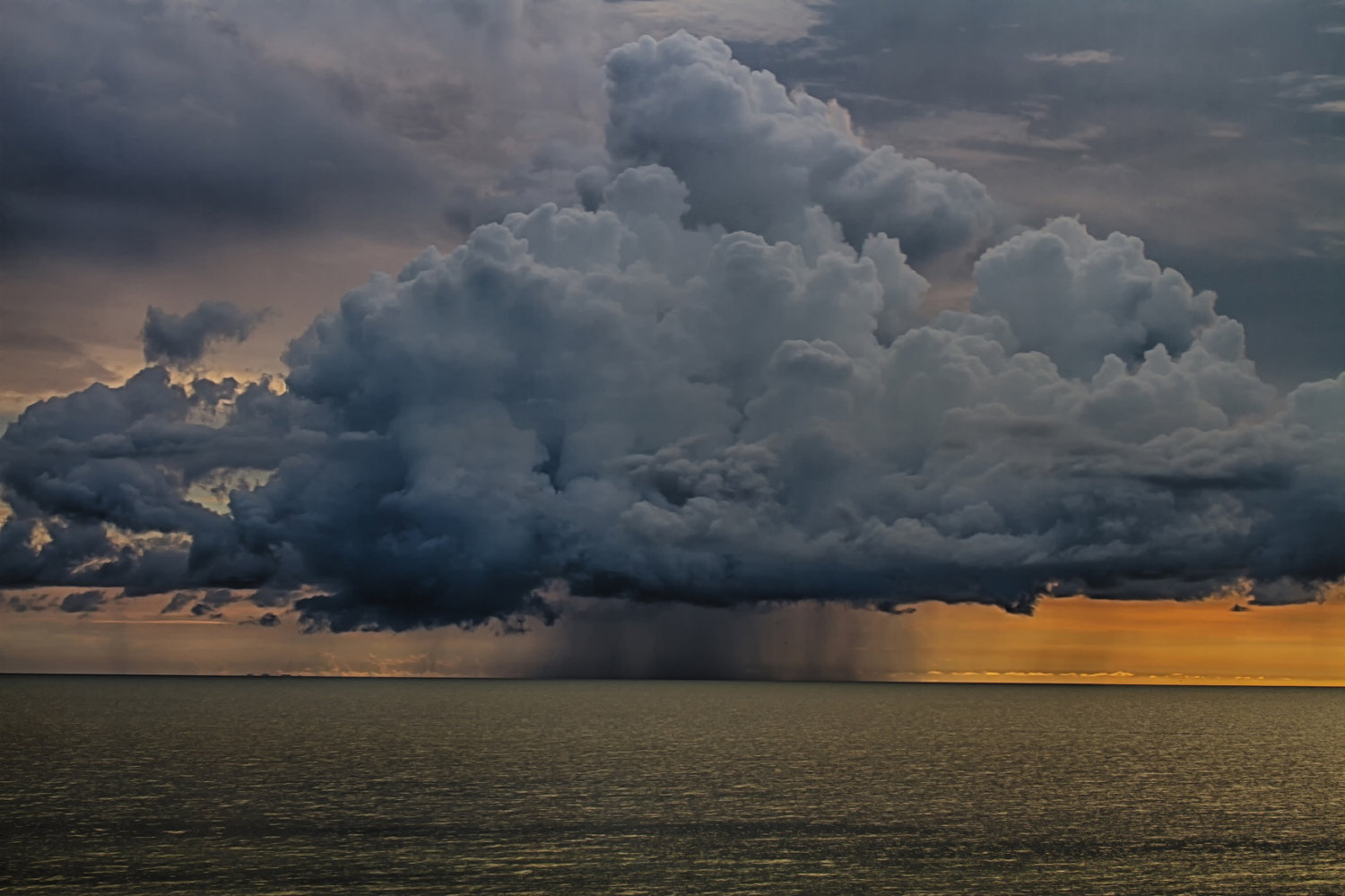 Storm Clouds Gulf Of Mexico Wallpaper In Rainy Season