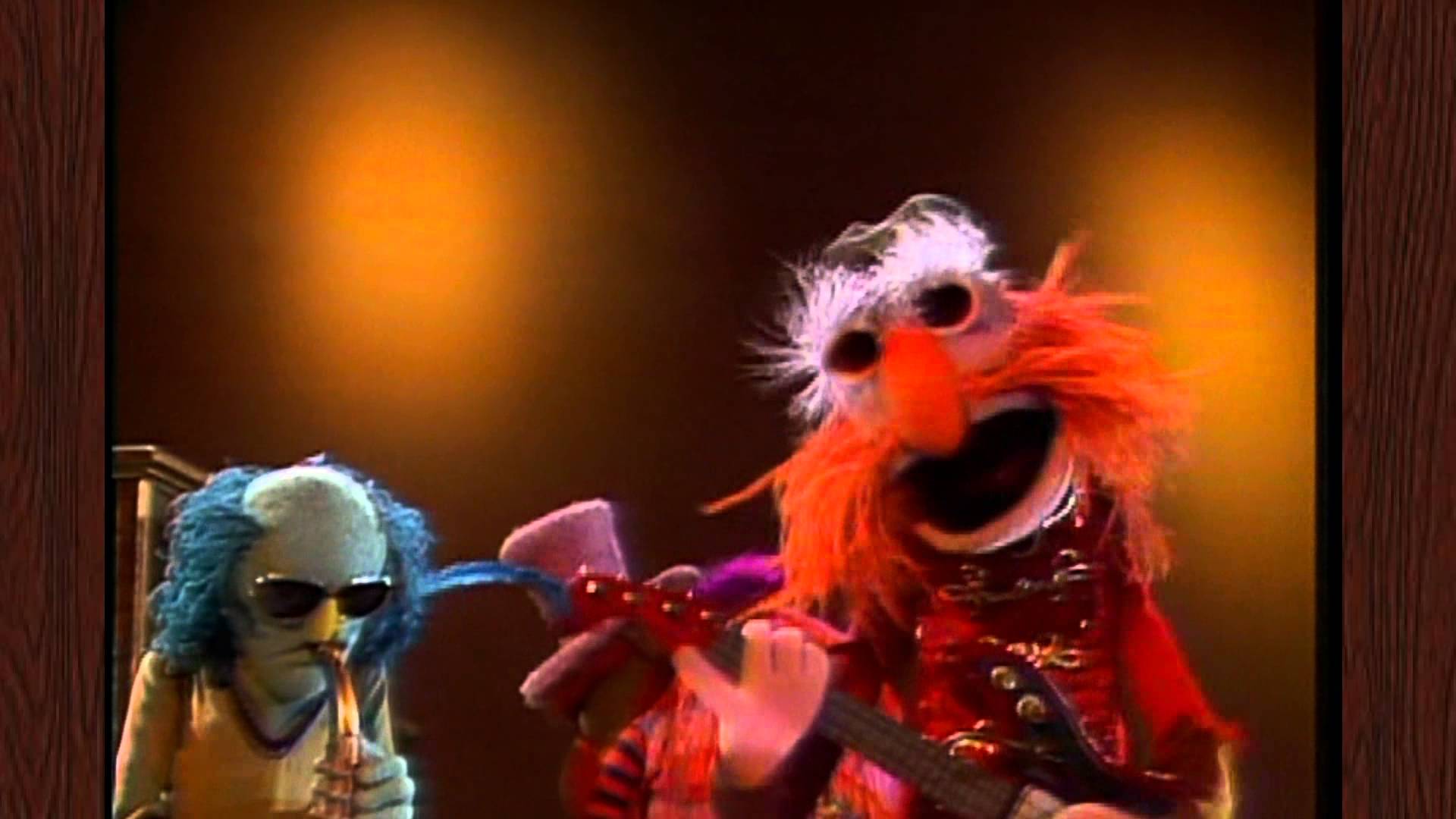 Electric Mayhem Wallpaper