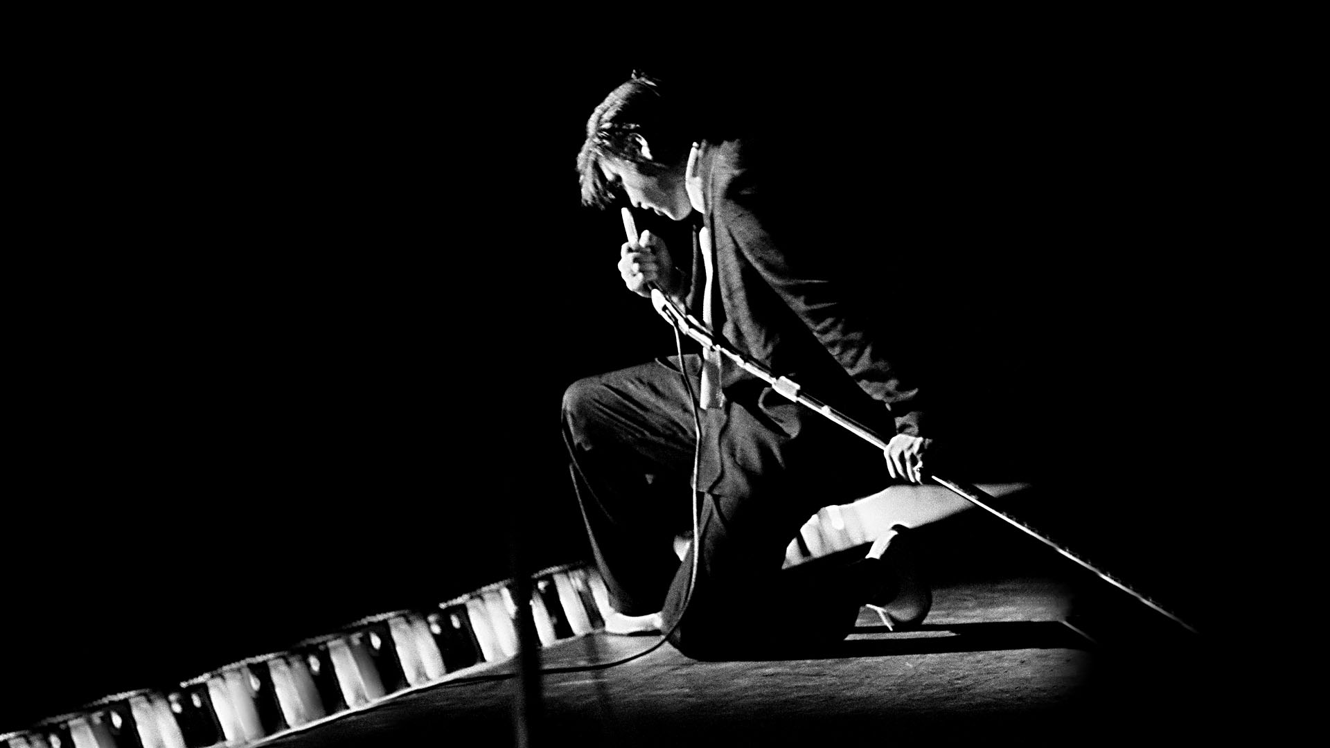 Elvis Presley HD Wallpaper and Background