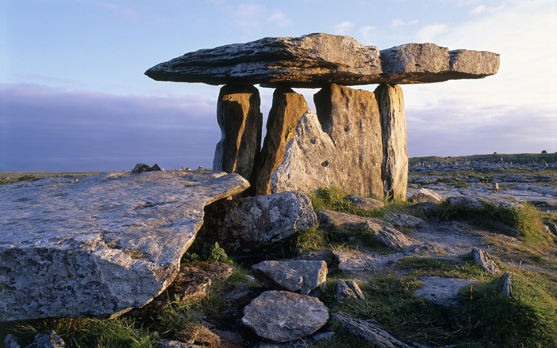 Poulnabrone dolmen HD Wallpaper and Background