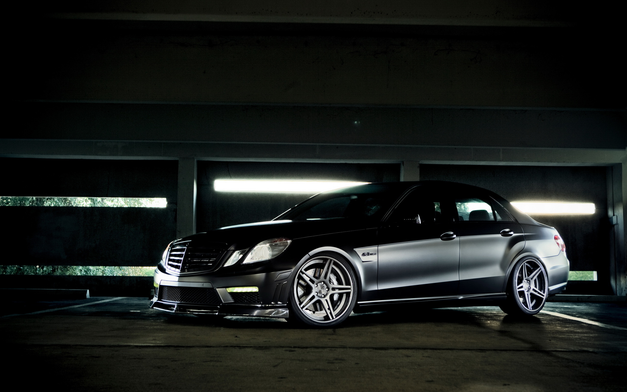 Free Mercedes Amg Wallpaper Download