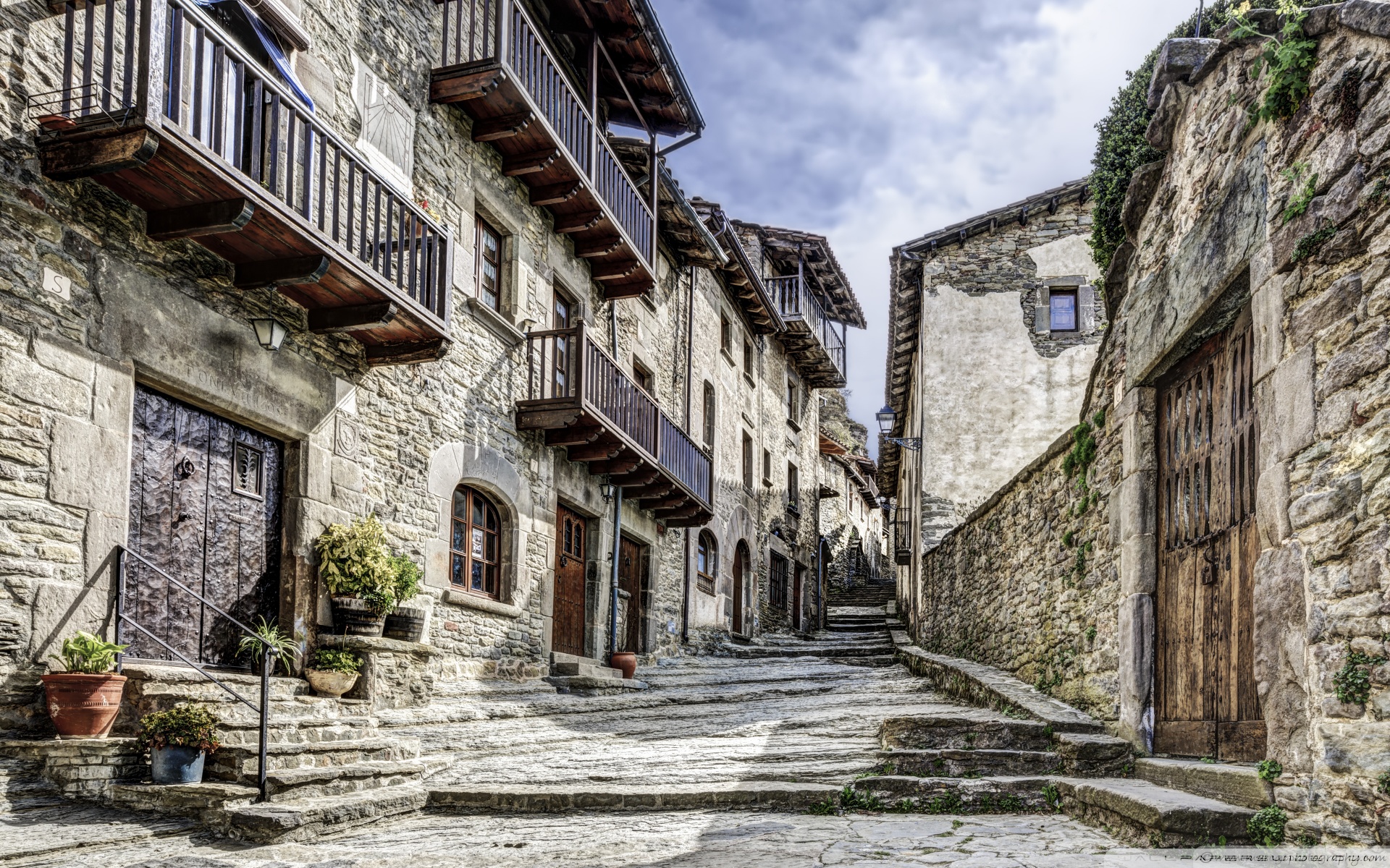 Rupit's Natural Stone Street (Catalonia) Ultra HD Desktop Background Wallpaper for 4K UHD TV, Multi Display, Dual Monitor, Tablet