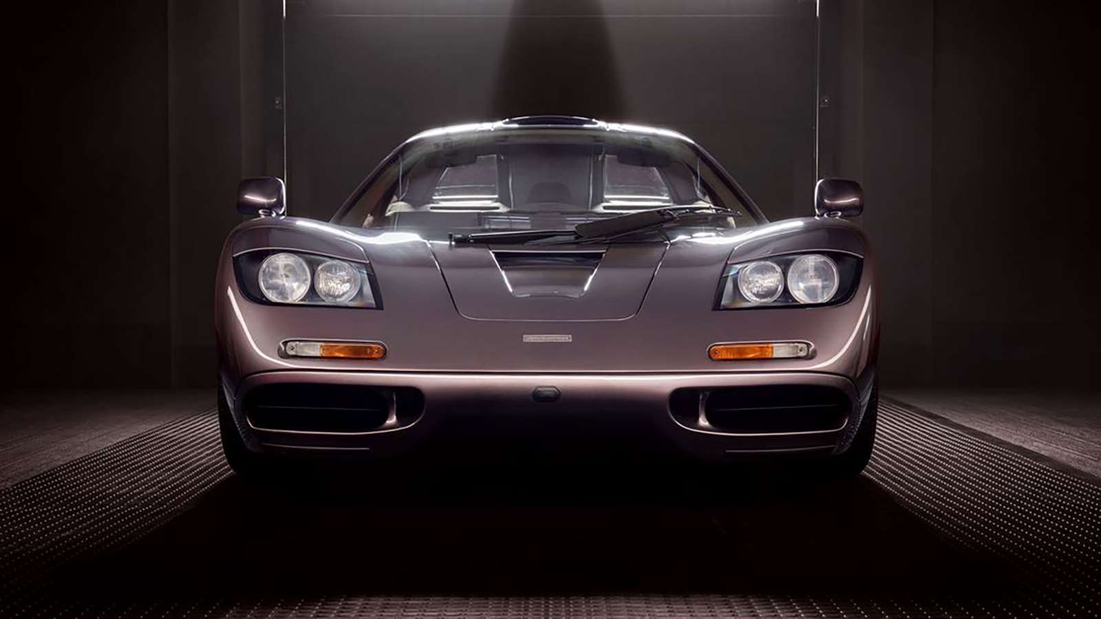 Virtually new McLaren F1 up for auction